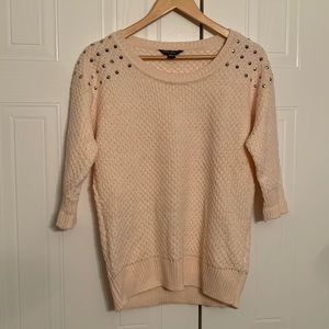 StreetWear Society Light Pink sweater with embroidery on shoulders